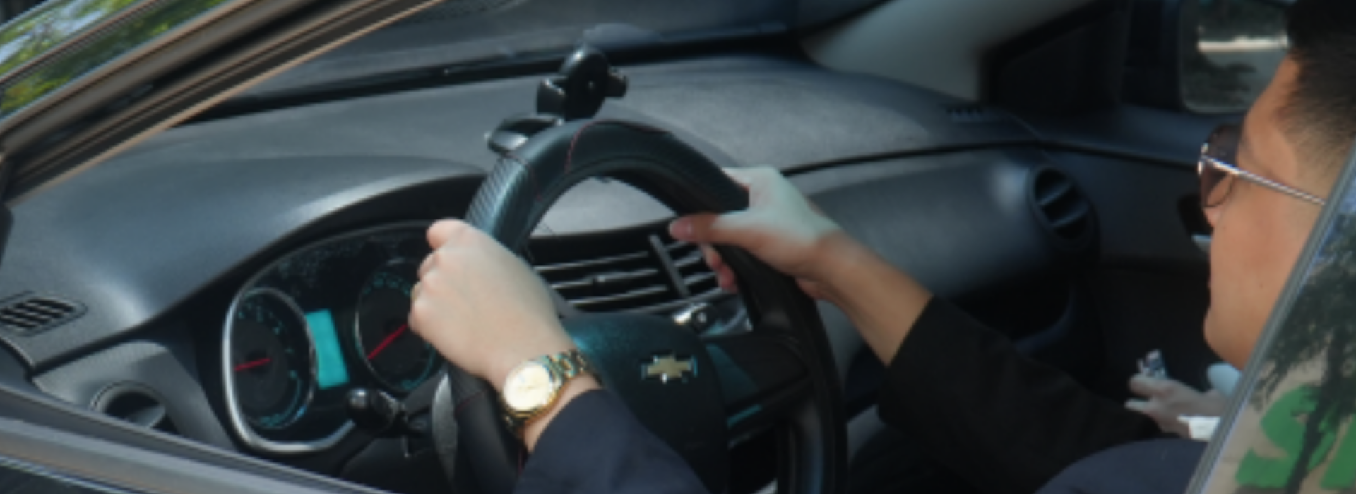 MOTOR CAR